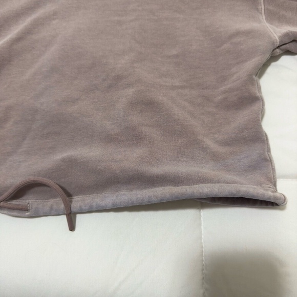 Aritzia The Group by Babaton Weekender Cinchable Pullover Cropped Hoodie Size S - Picture 11 of 14